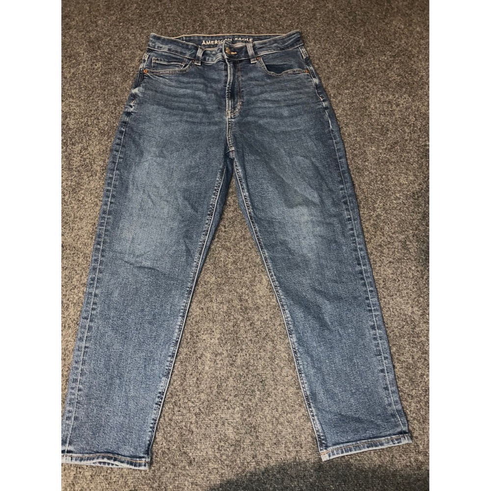 American Eagle Women 6 Short Blue Stretch Denim High Waisted Mom Jeans